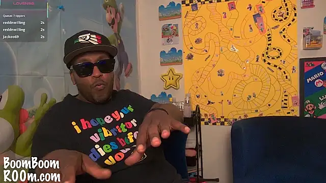 Snapshot of boomboomr00m chatting on 03/19/25, 02:37 boomboomr00m online show from 03/19/25, 02:37