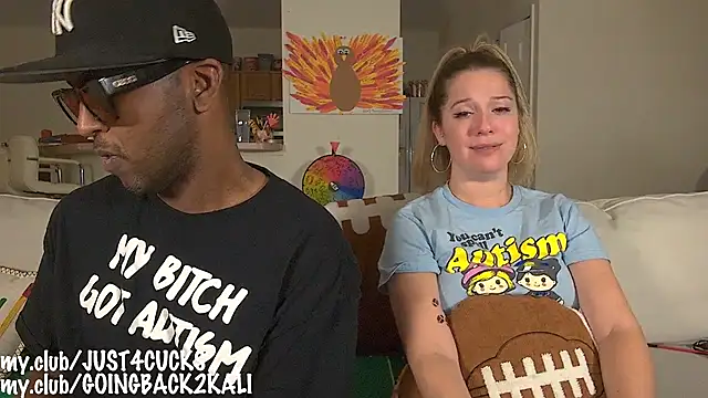 Snapshot of boomboomr00m chatting on 12/01/25, 04:35 boomboomr00m online show from 12/01/25, 04:35