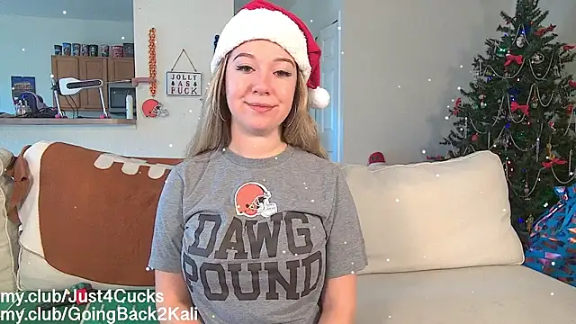 Snapshot of boomboomr00m chatting on 12/21/25, 07:04 boomboomr00m online show from 12/21/25, 07:04