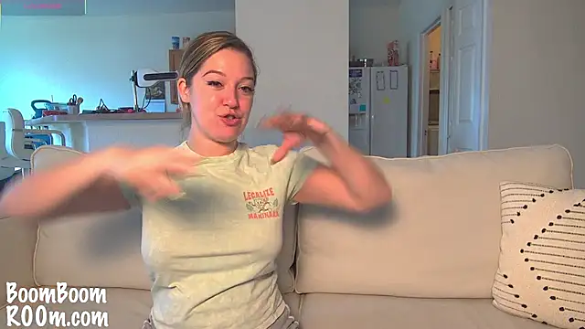 Snapshot of boomboomr00m chatting on 03/16/25, 06:34 boomboomr00m online show from 03/16/25, 06:34