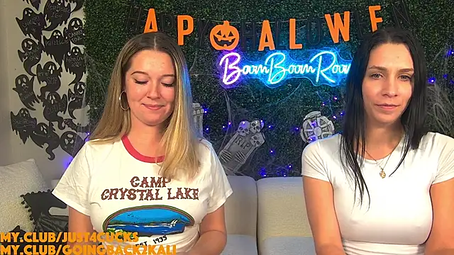 Snapshot of boomboomr00m chatting on 10/31/25, 01:35 boomboomr00m online show from 10/31/25, 01:35