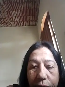 Snapshot of catdool chatting on 10/11/25, 11:44 catdool online show from 10/11/25, 11:44