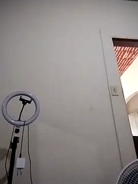 Snapshot of catdool chatting on 03/02/25, 01:31 catdool online show from 03/02/25, 01:31