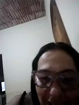 Snapshot of catdool chatting on 11/01/25, 01:45 catdool online show from 11/01/25, 01:45