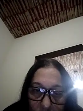 Snapshot of catdool chatting on 03/01/25, 01:22 catdool online show from 03/01/25, 01:22