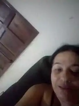 Snapshot of catdool chatting on 10/18/25, 01:18 catdool online show from 10/18/25, 01:18