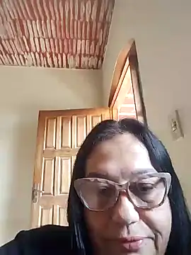 Snapshot of catdool chatting on 10/12/25, 01:56 catdool online show from 10/12/25, 01:56