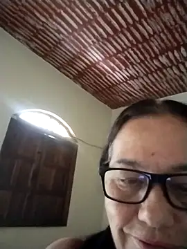 Snapshot of catdool chatting on 02/22/25, 12:29 catdool online show from 02/22/25, 12:29