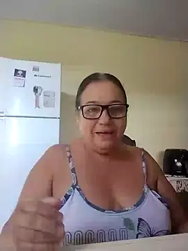 Snapshot of catdool chatting on 02/28/25, 11:03 catdool online show from 02/28/25, 11:03