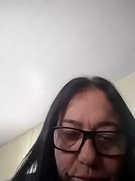 Snapshot of catdool chatting on 03/06/25, 09:58 catdool online show from 03/06/25, 09:58