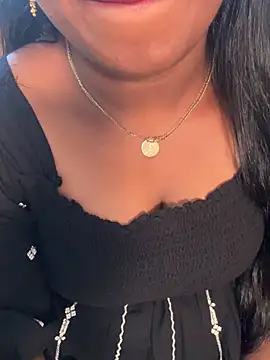 Dhiyapink online show from 03/21/26, 11:47