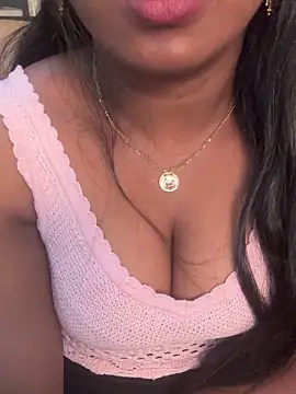 Dhiyapink online show from 03/22/26, 04:30