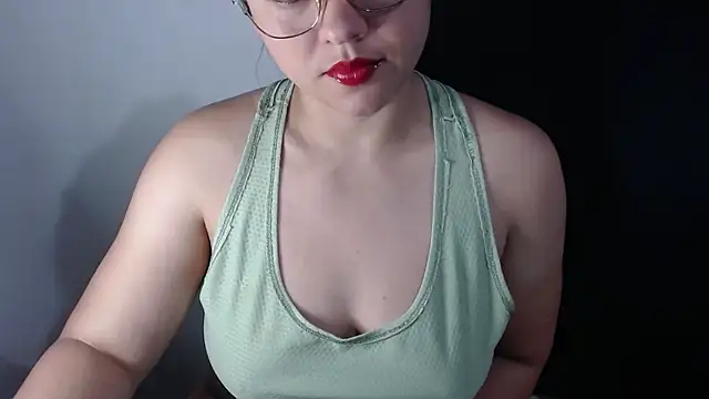 Snapshot of lizbodu chatting on 05/03/26, 02:38 lizbodu online show from 05/03/26, 02:38
