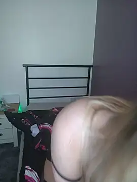 msjuicylucy1982 online show from 05/24/26, 03:45