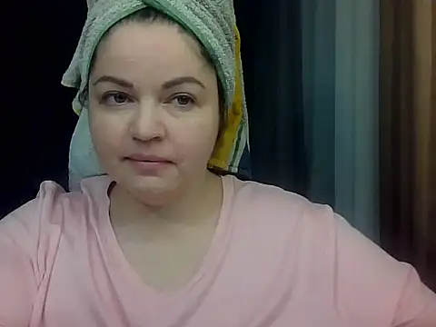 Snapshot of cute__cherry chatting on 02/01/26, 07:01 cute cherry online show from 02/01/26, 07:01