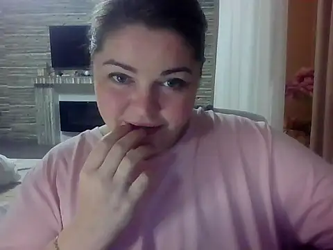 cute  cherry online show from 03/13/26, 09:20