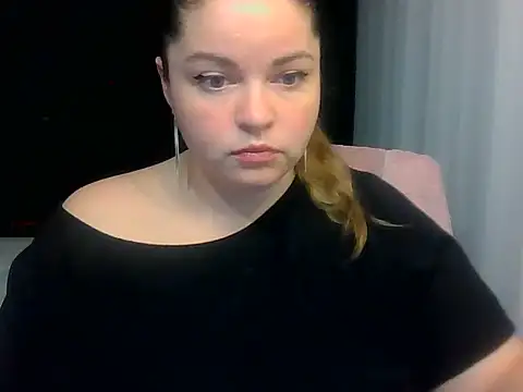cute  cherry online show from 07/31/26, 08:06