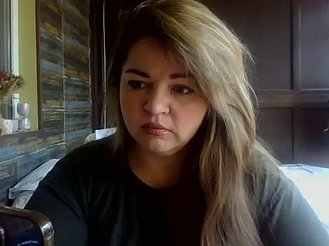 cute  cherry online show from 07/17/26, 07:38