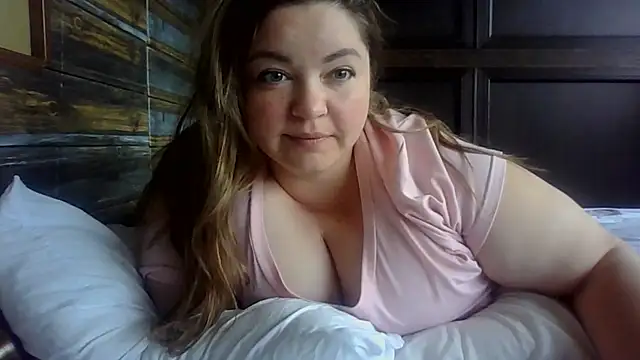 cute  cherry online show from 06/18/26, 08:46