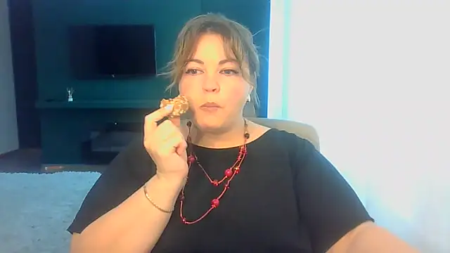 cute  cherry online show from 07/29/26, 12:04