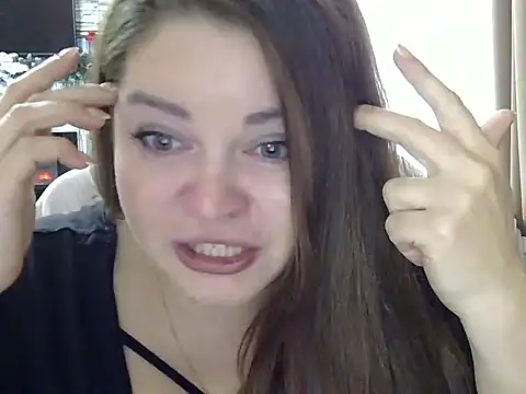 Snapshot of cute__cherry chatting on 02/25/25, 12:16 cute  cherry online show from 02/25/25, 12:16