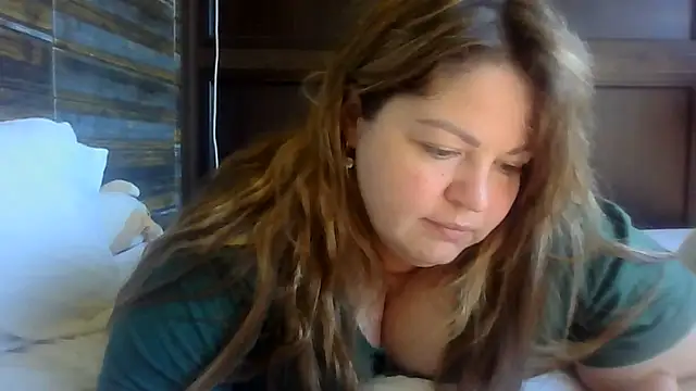 cute  cherry online show from 06/19/26, 06:30