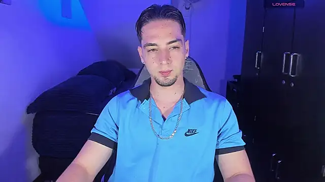 Alex smith00 online show from 10/07/25, 11:39