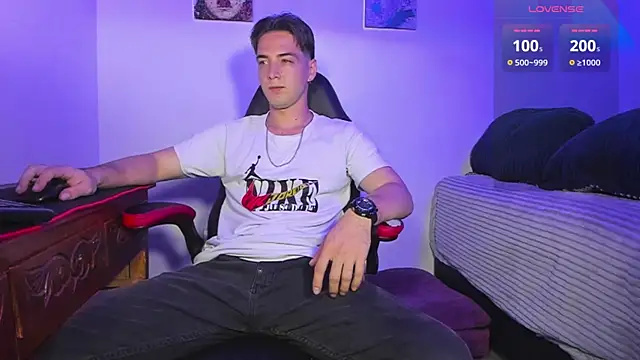 Alex smith00 online show from 02/23/25, 01:35