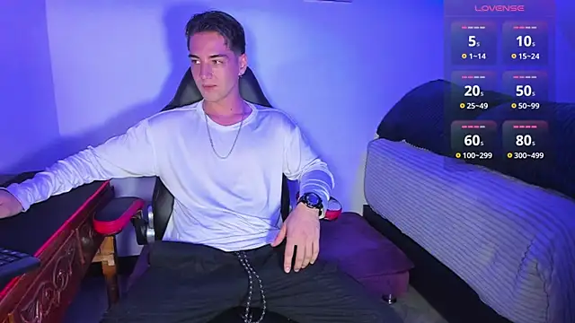 Alex smith00 online show from 03/01/25, 02:48