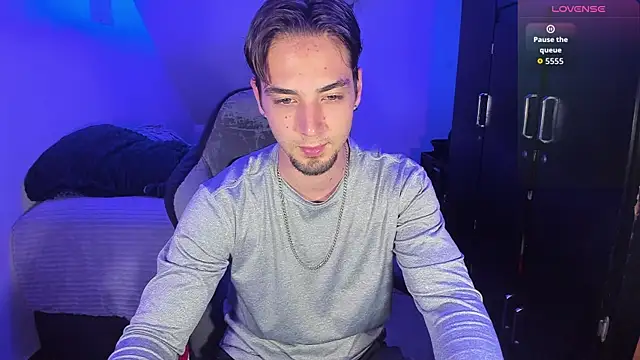 Alex smith00 online show from 12/02/25, 09:38