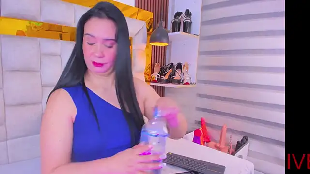 bigass monic online show from 09/18/25, 03:31