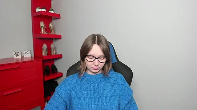 Cookie zoe online show from 12/23/25, 06:34