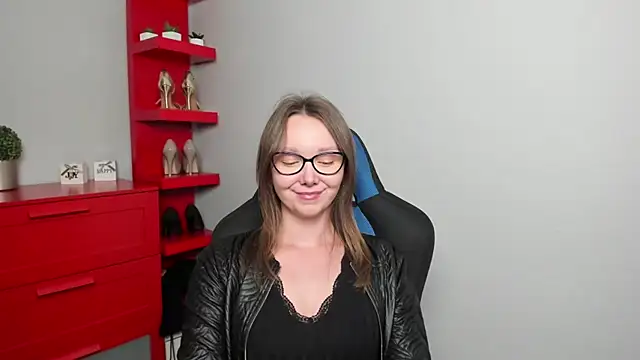 Cookie zoe online show from 09/19/25, 06:50