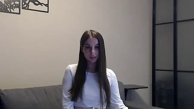 Melanie Scott Richerds online show from 09/28/25, 09:00