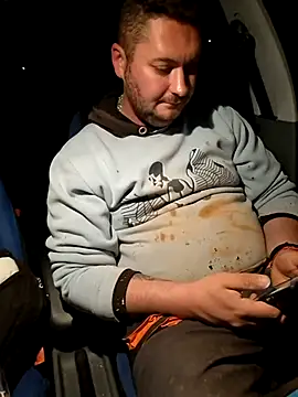 Snapshot of nemes2 chatting on 12/03/25, 03:55 nemes2 online show from 12/03/25, 03:55