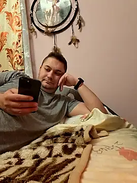 Snapshot of nemes2 chatting on 01/08/26, 04:13 nemes2 online show from 01/08/26, 04:13