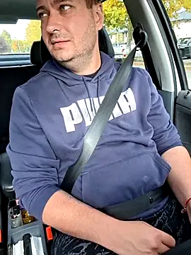 Snapshot of nemes2 chatting on 10/26/25, 09:31 nemes2 online show from 10/26/25, 09:31