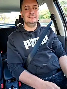 Snapshot of nemes2 chatting on 10/27/25, 07:42 nemes2 online show from 10/27/25, 07:42