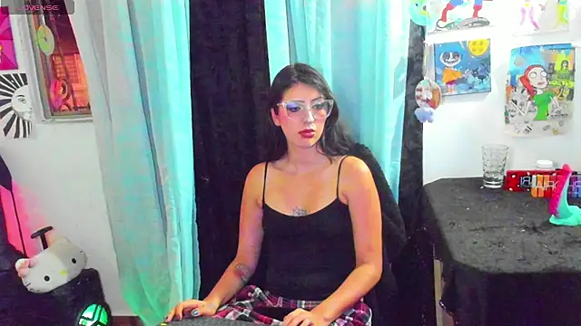 Cherrypieuwu online show from 05/28/26, 03:58
