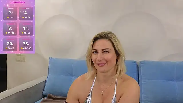 Lady Murenza online show from 11/18/25, 07:17