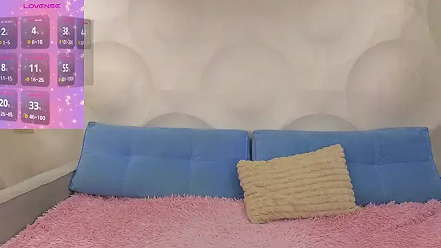 Lady Murenza online show from 12/18/25, 07:29