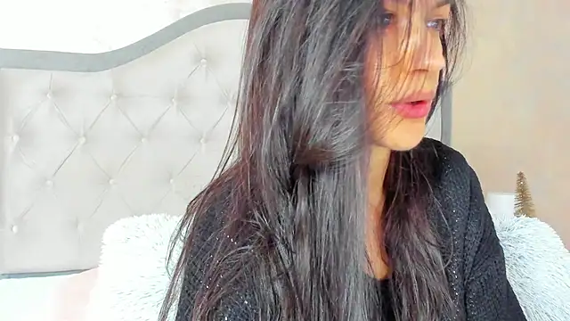 JennaMyers online show from 12/15/25, 08:14