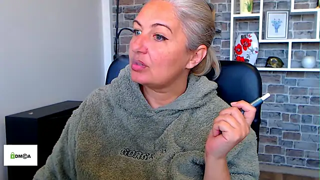 angel devil milf online show from 03/13/26, 11:48