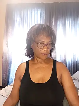 Hotgrannyx online show from 12/17/25, 04:17