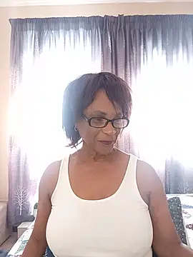 Snapshot of Hotgrannyx chatting on 06/12/26, 09:51 Hotgrannyx online show from 06/12/26, 09:51