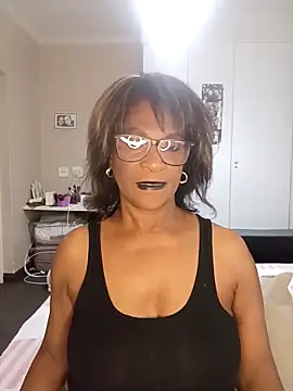 Hotgrannyx online show from 10/21/25, 04:01