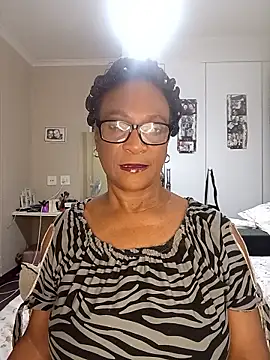 Hotgrannyx online show from 09/26/25, 01:56