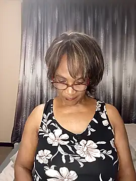 Hotgrannyx online show from 11/14/25, 02:59