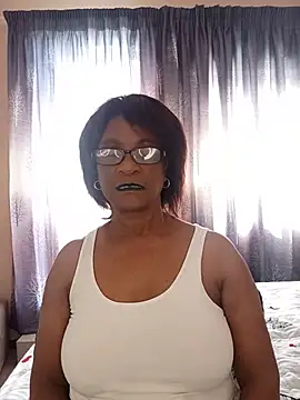Snapshot of Hotgrannyx chatting on 05/26/26, 10:46 Hotgrannyx online show from 05/26/26, 10:46