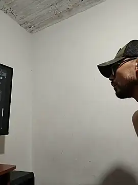 SebasOrte94 online show from 11/24/25, 02:22